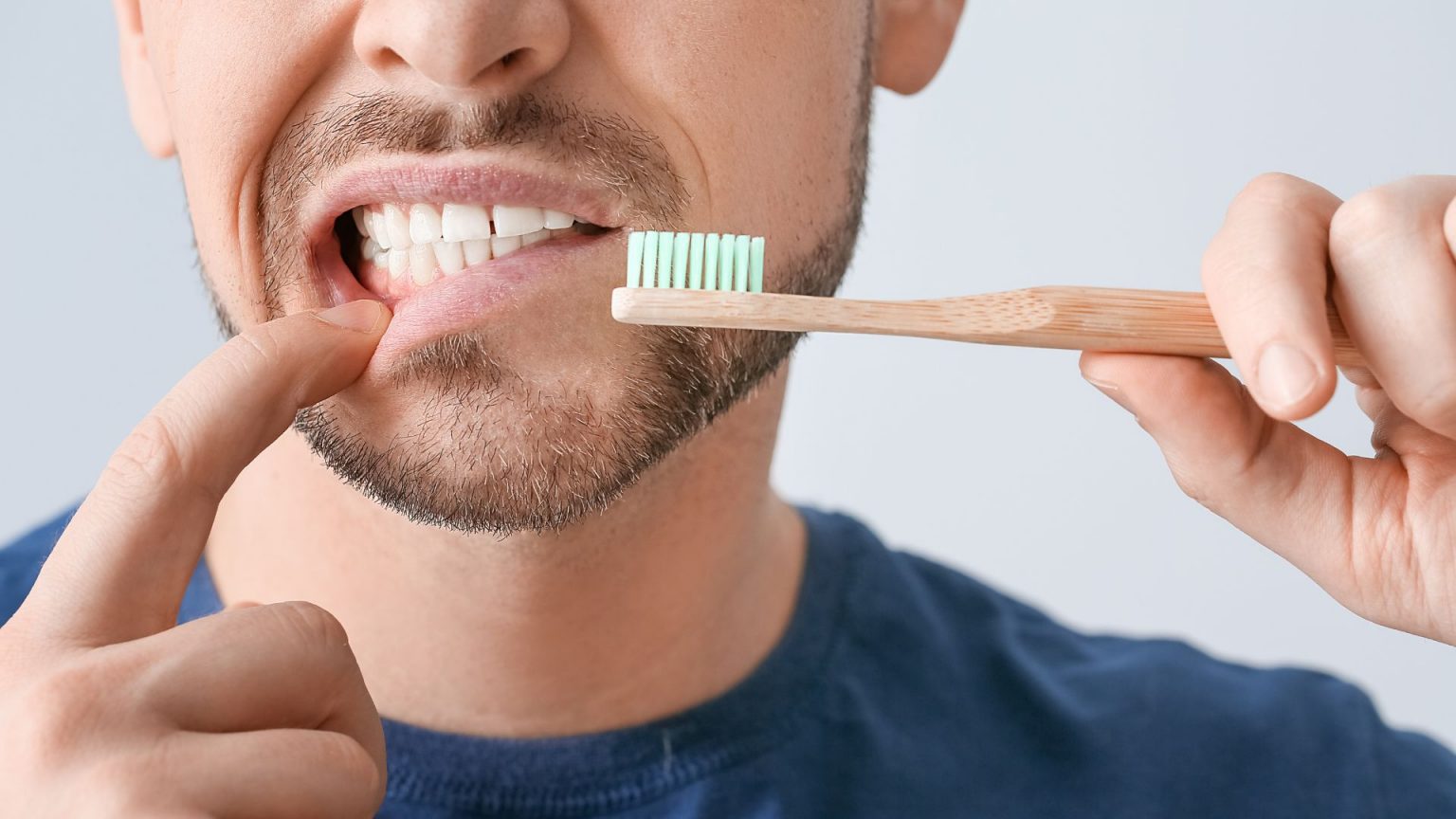 Brushing tips for wisdom teeth removal